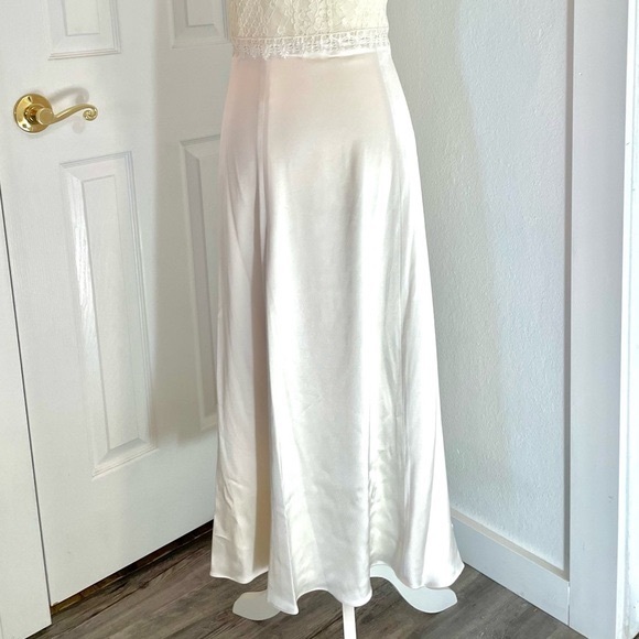 NEW Catherine Deane Satin Skirt - Amy - Picture 5 of 11